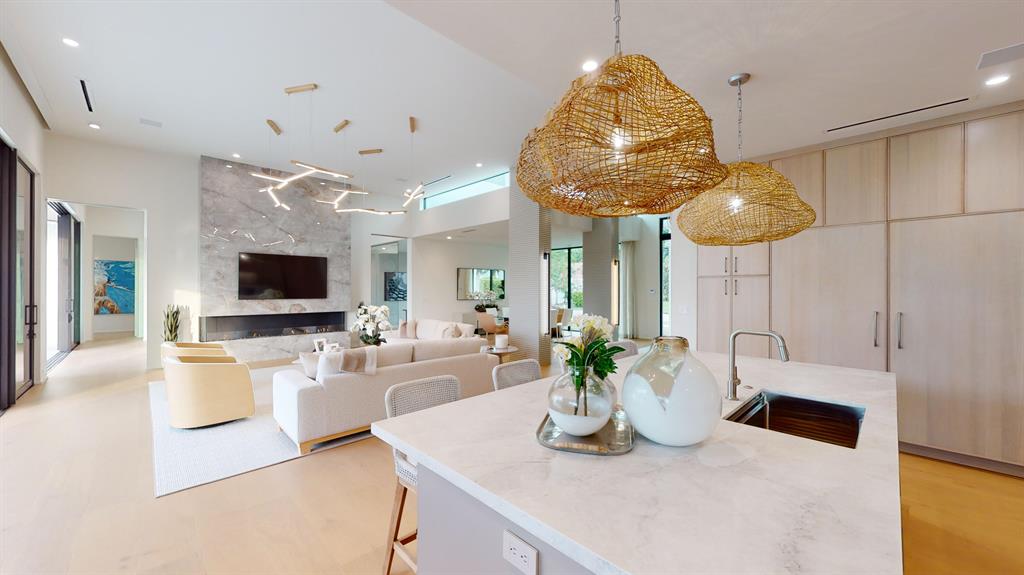 BOCA BAY COLONY - Residential