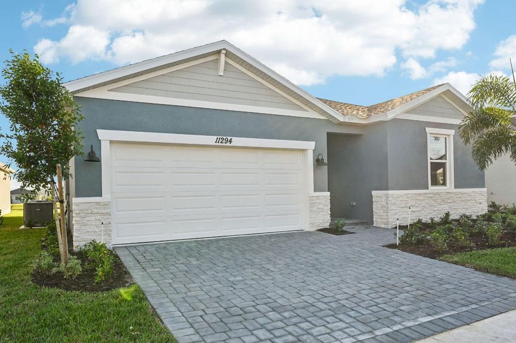 Photo of 11294 NW Blockbird Drive, Port Saint Lucie, FL 34987 (MLS # R11147976)