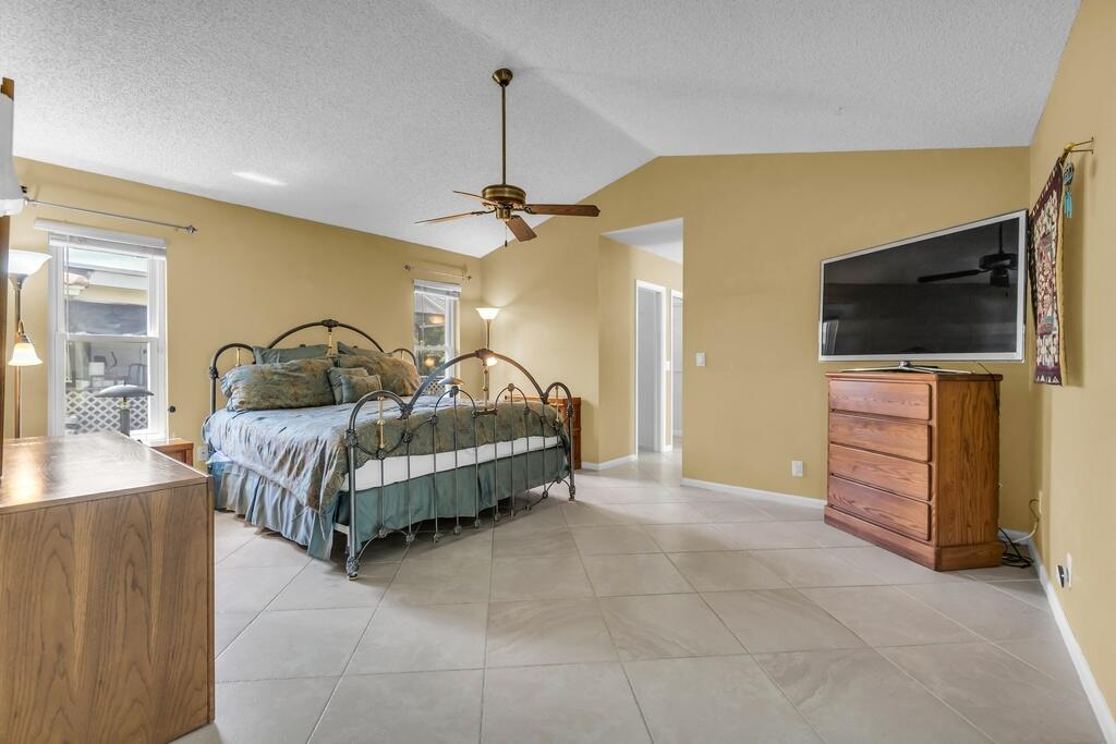 CYPRESS RUN - Residential
