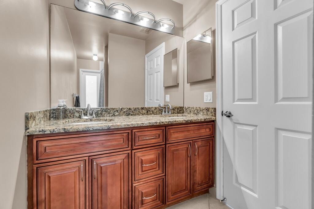 CYPRESS RUN - Residential
