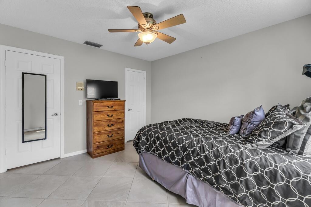 CYPRESS RUN - Residential