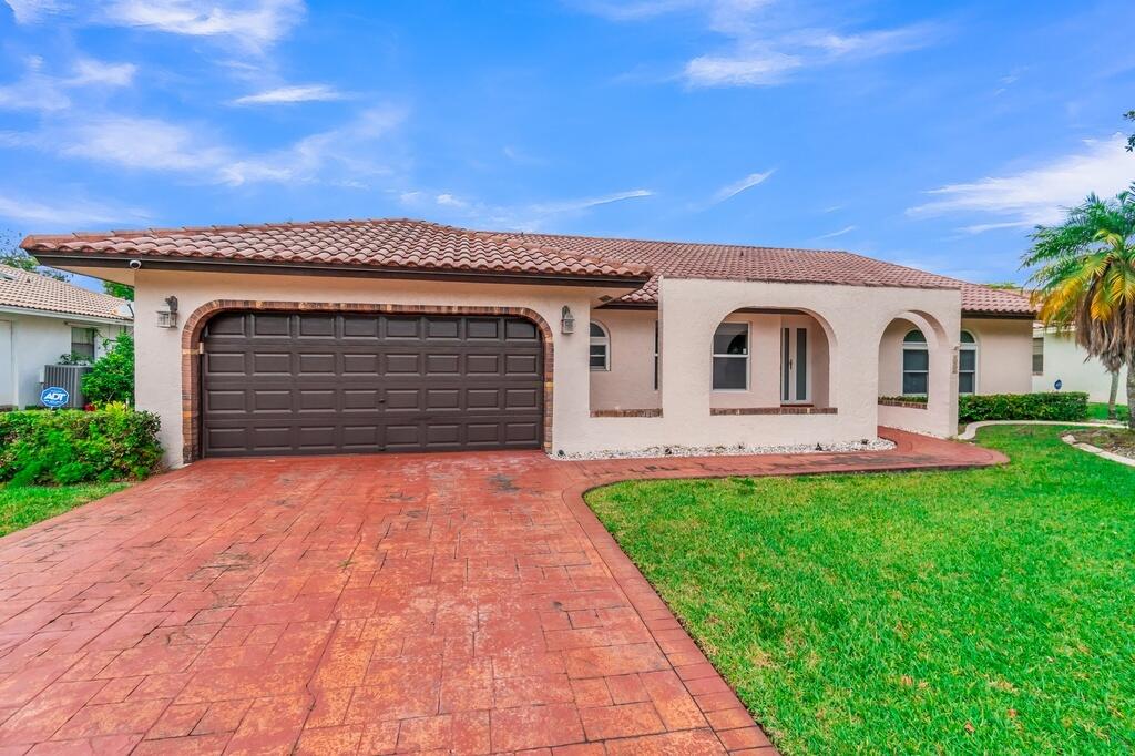 CYPRESS RUN - Residential