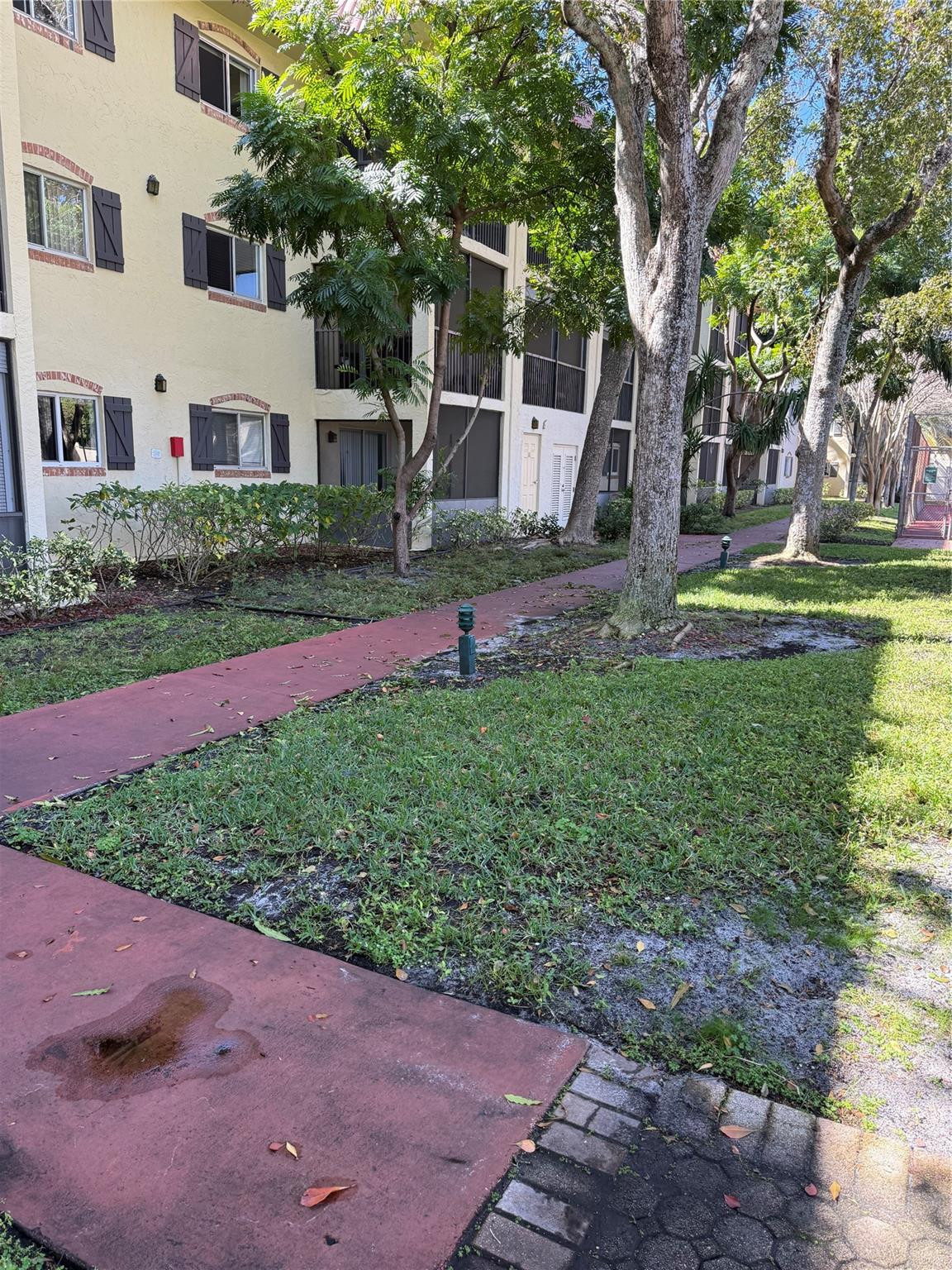 Barcelona Condo North Bld - Residential Lease