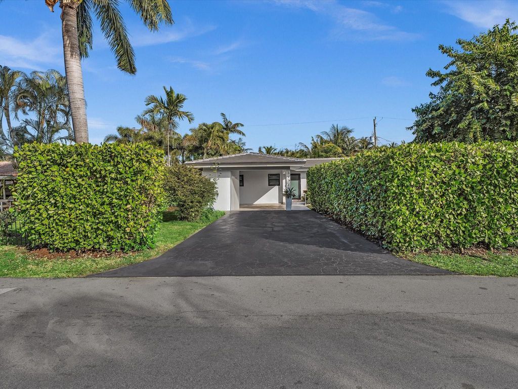 Photo of 3602 NE 19th Avenue, Fort Lauderdale, FL 33308 (MLS # F10544089)