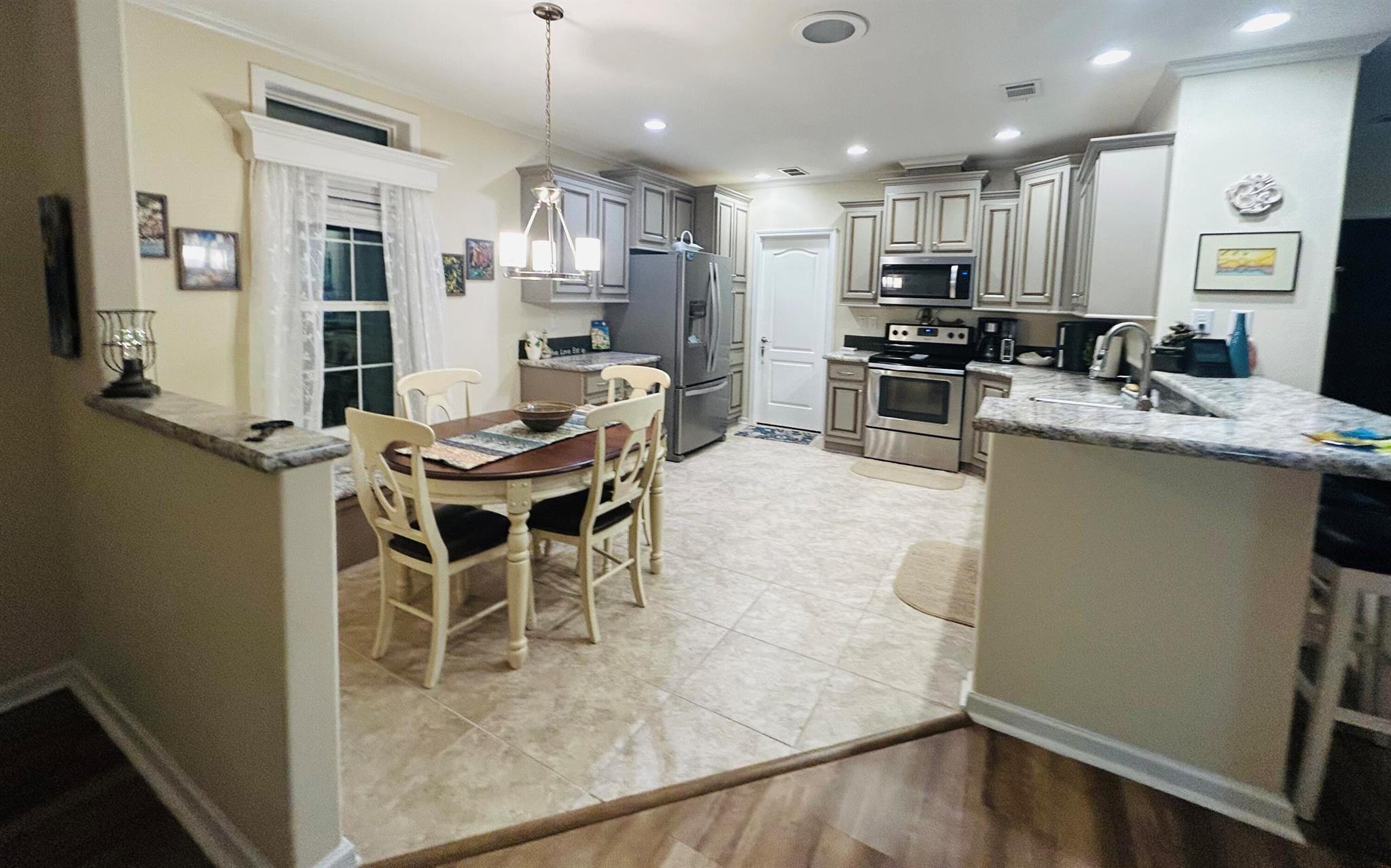 FAIRWAYS AT SAVANNA CLUB - Residential