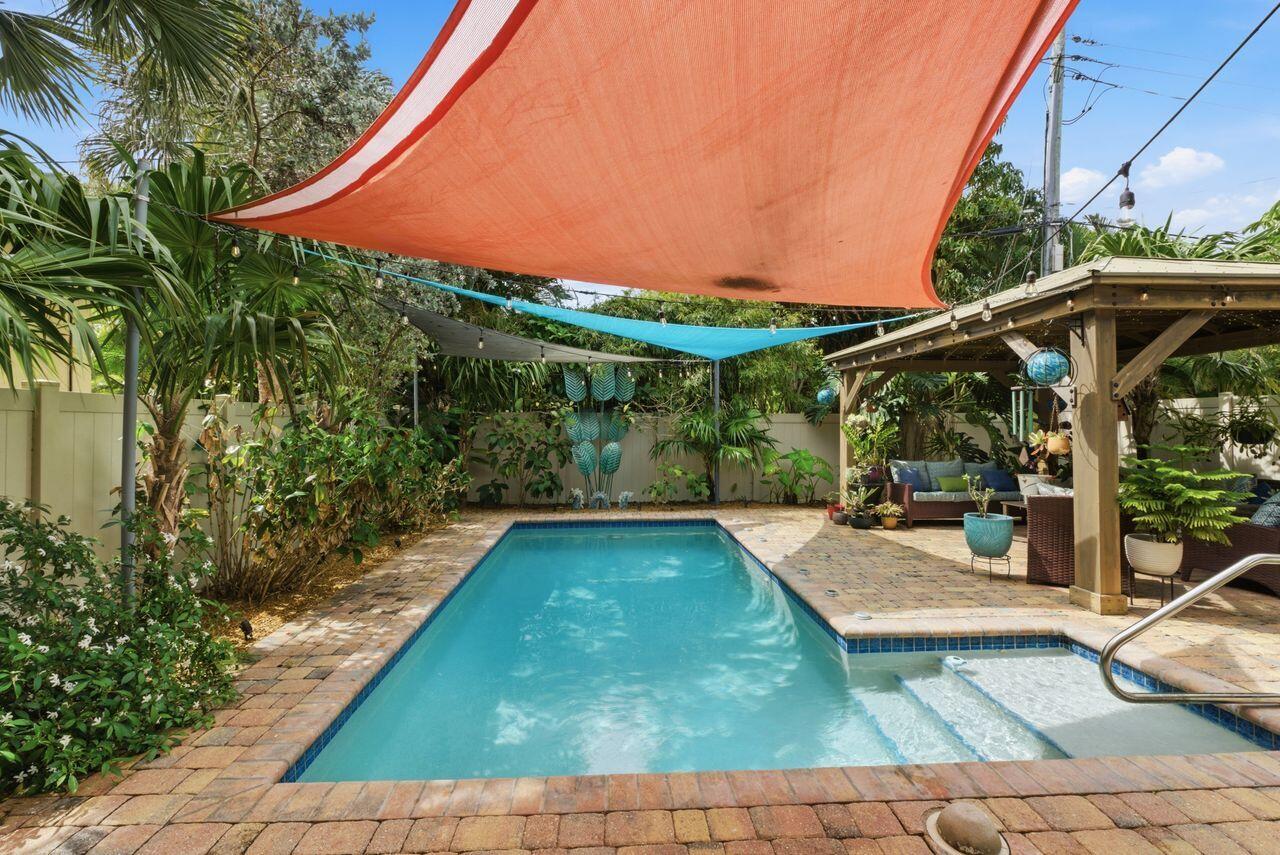 OAKLAND PARK - Residential