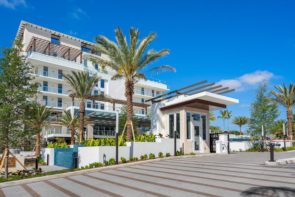 Photo of 200 SE Mizner Boulevard #308, Boca Raton, FL 33432 (MLS # B26080963)