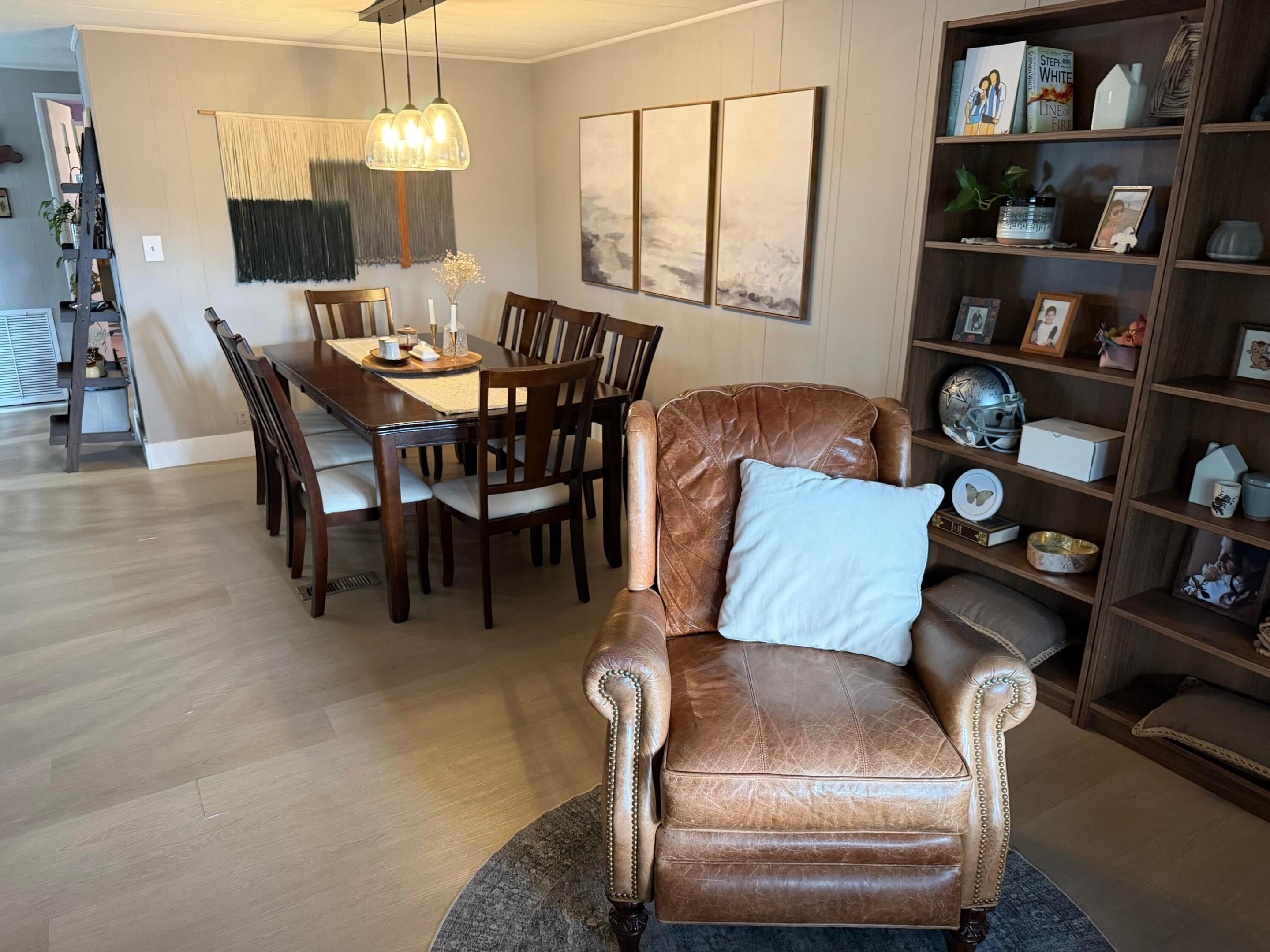 RAVENSWOOD REPLAT - Residential