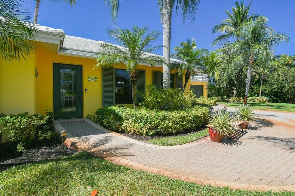 Photo of 67 Yacht Club Place, Tequesta, FL 33469 (MLS # R11067973)