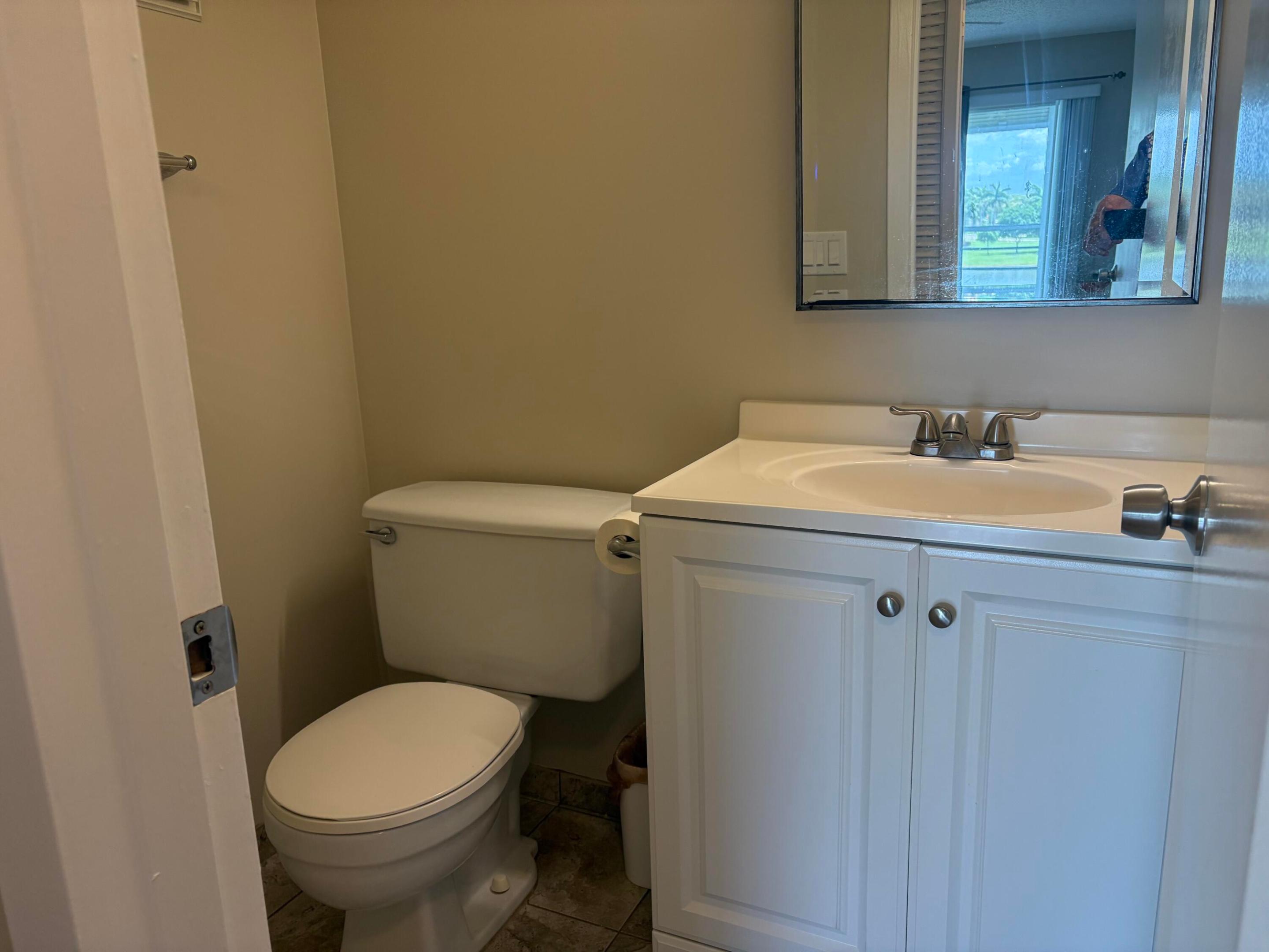 CORNWALL AT CENTURY VILLAGE CONDO - Residential Lease