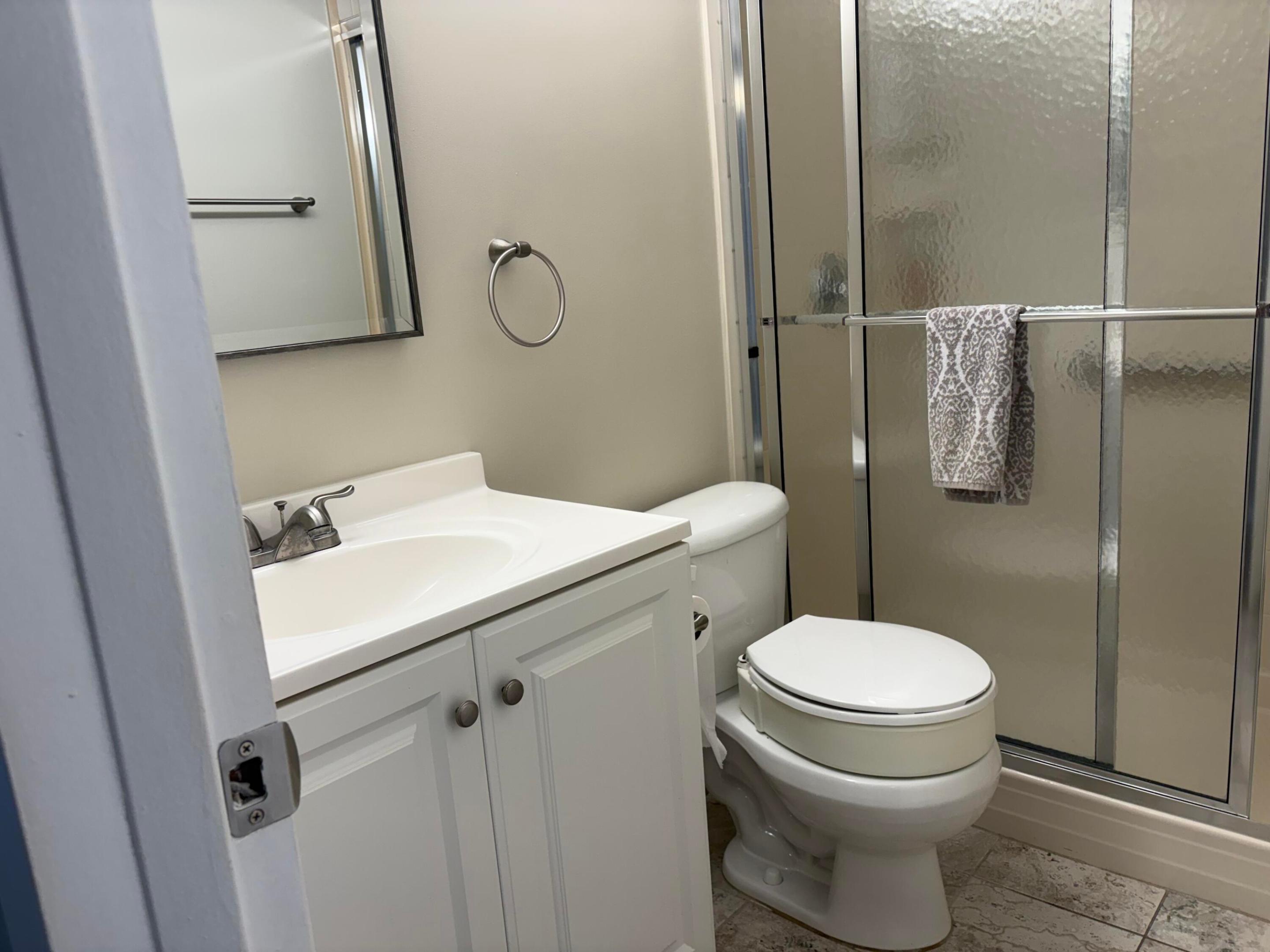 CORNWALL AT CENTURY VILLAGE CONDO - Residential Lease