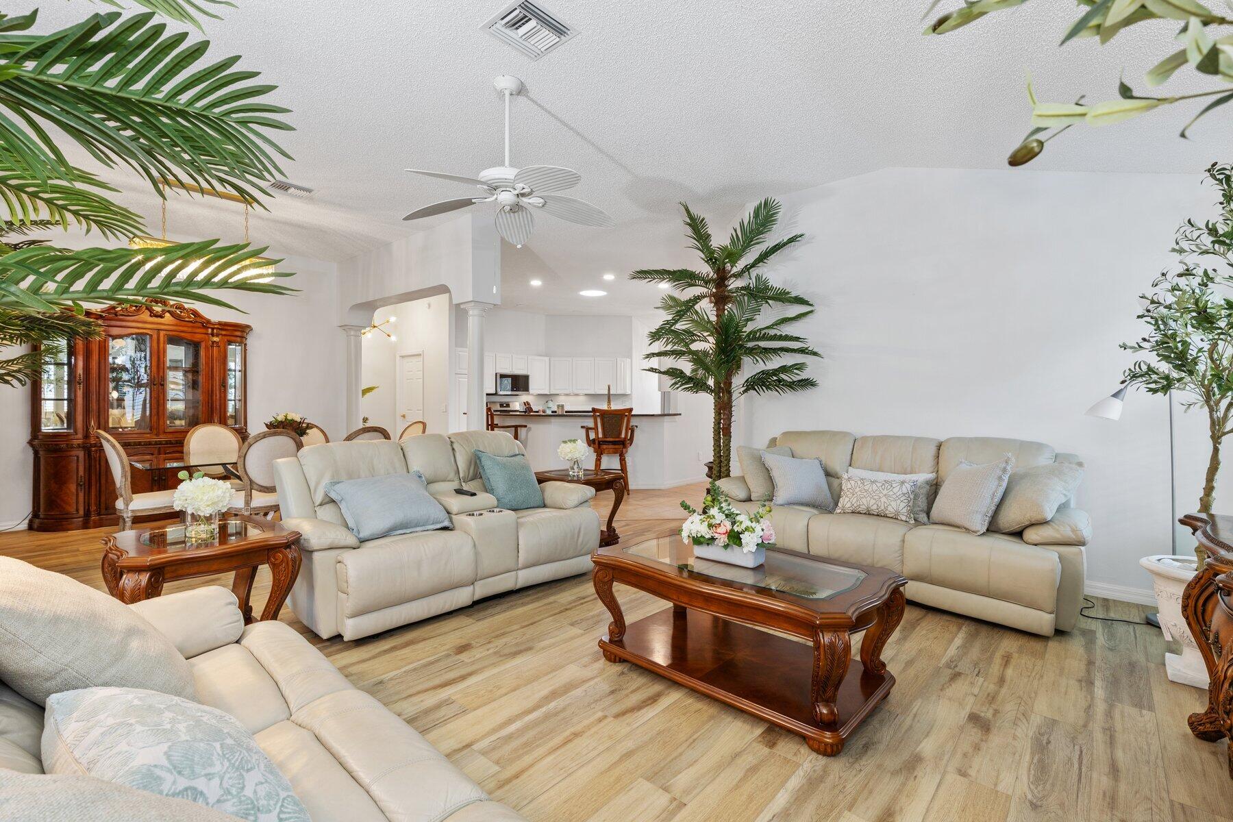 VILLAGES OF SUMTER UNIT 71 - Residential Lease