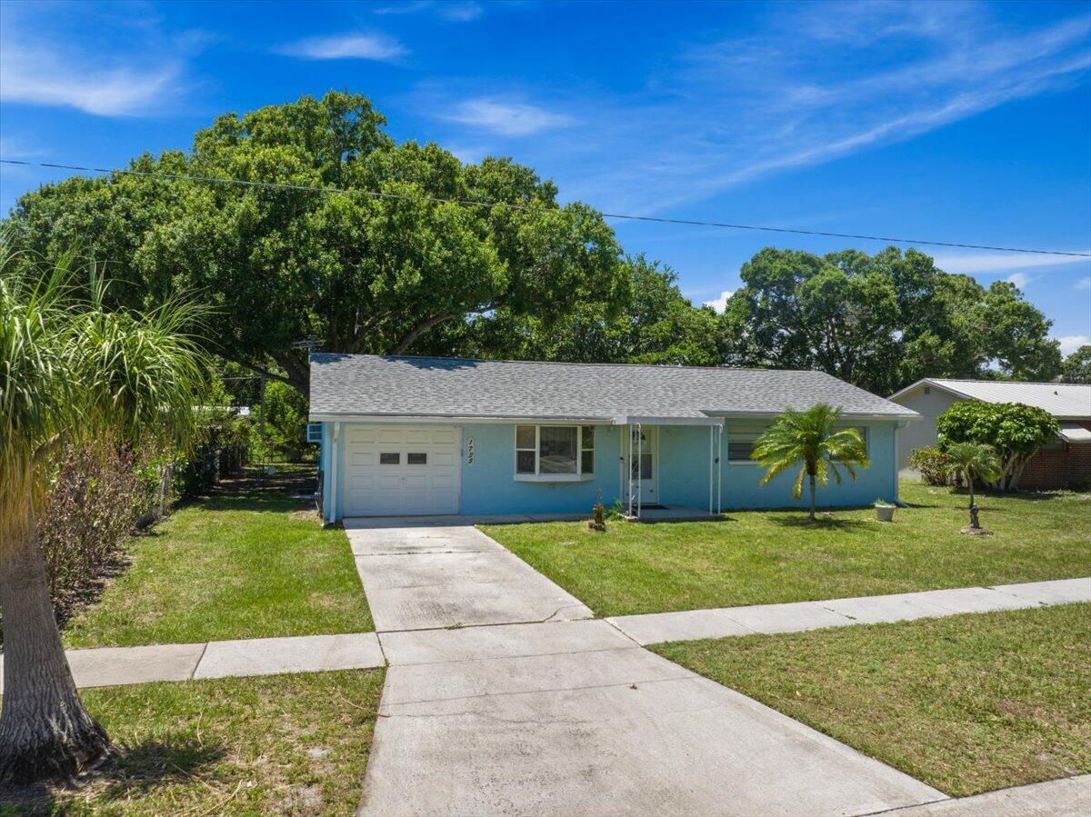 ROSEWOOD SCHOOL SUBDIVISION - Residential