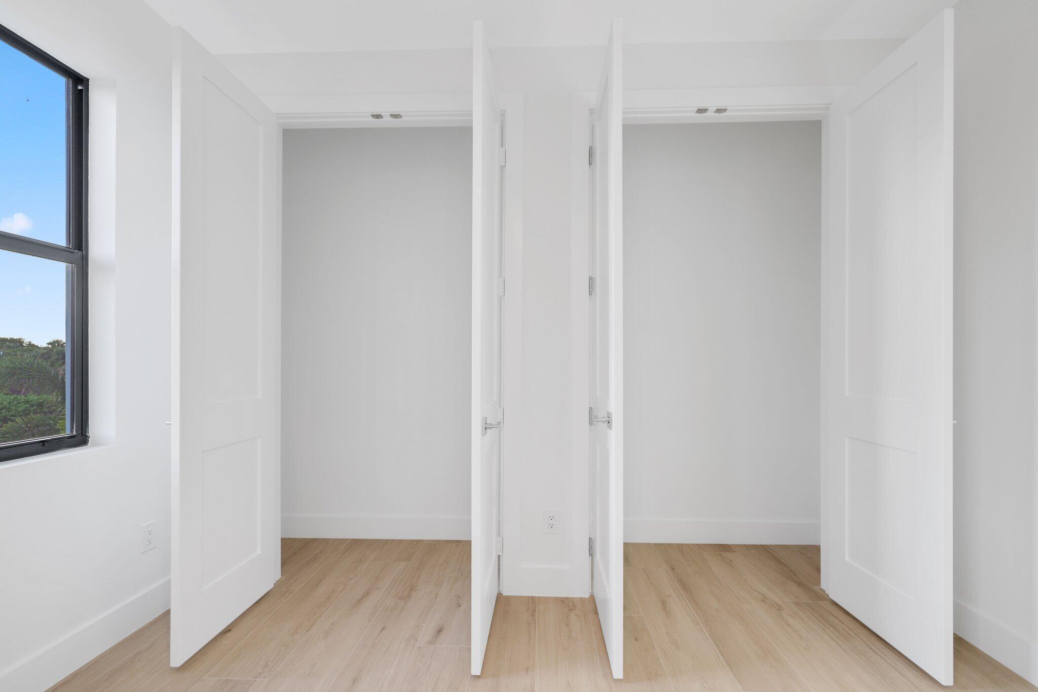 PALM BEACH SHORES - Residential