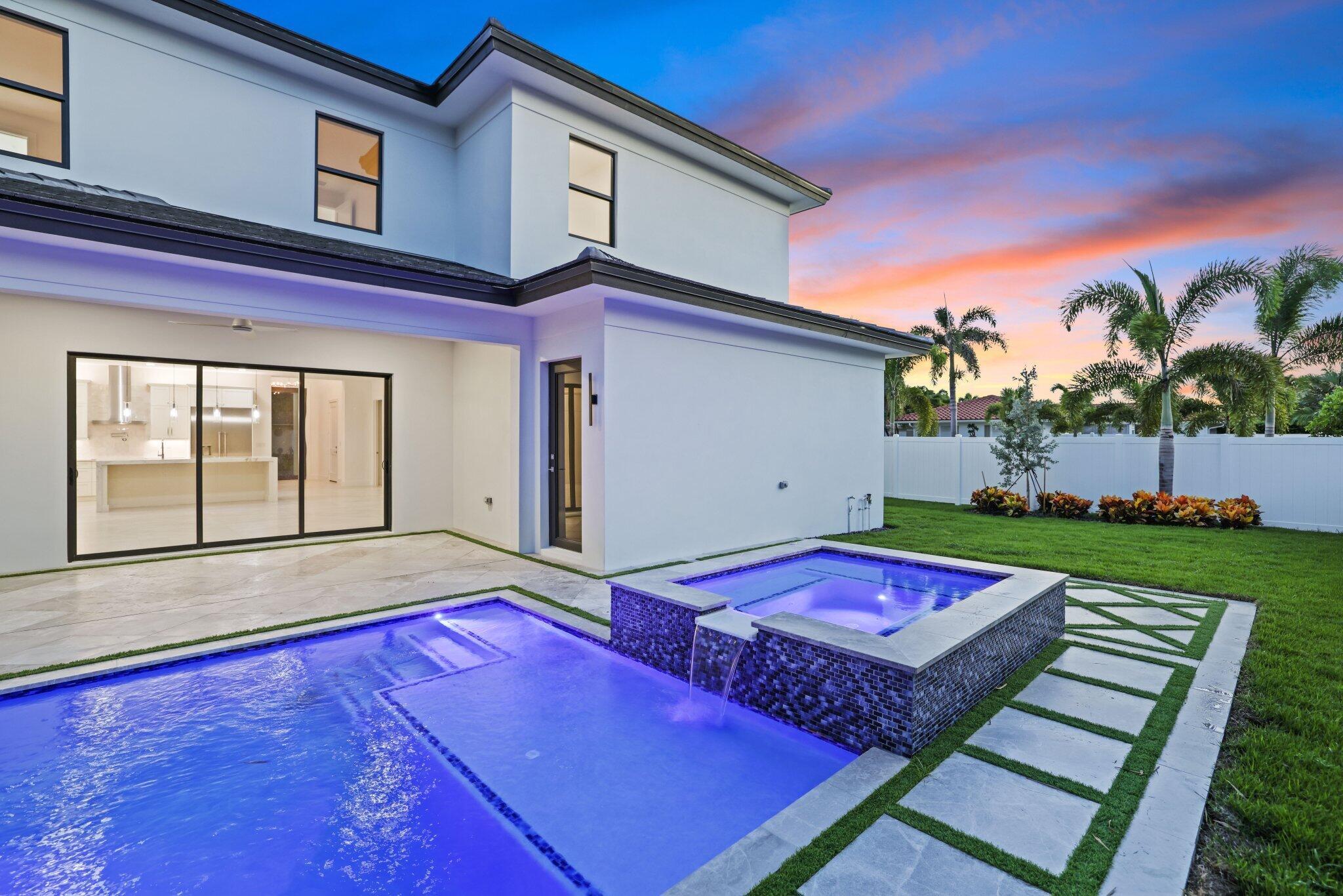 PALM BEACH SHORES - Residential