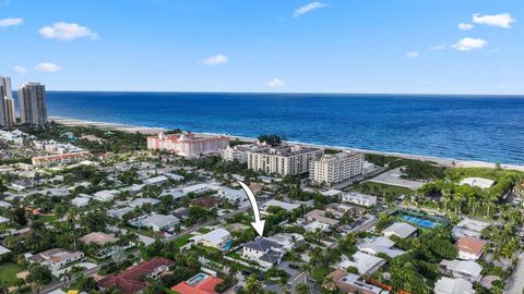 A home in Palm Beach Shores