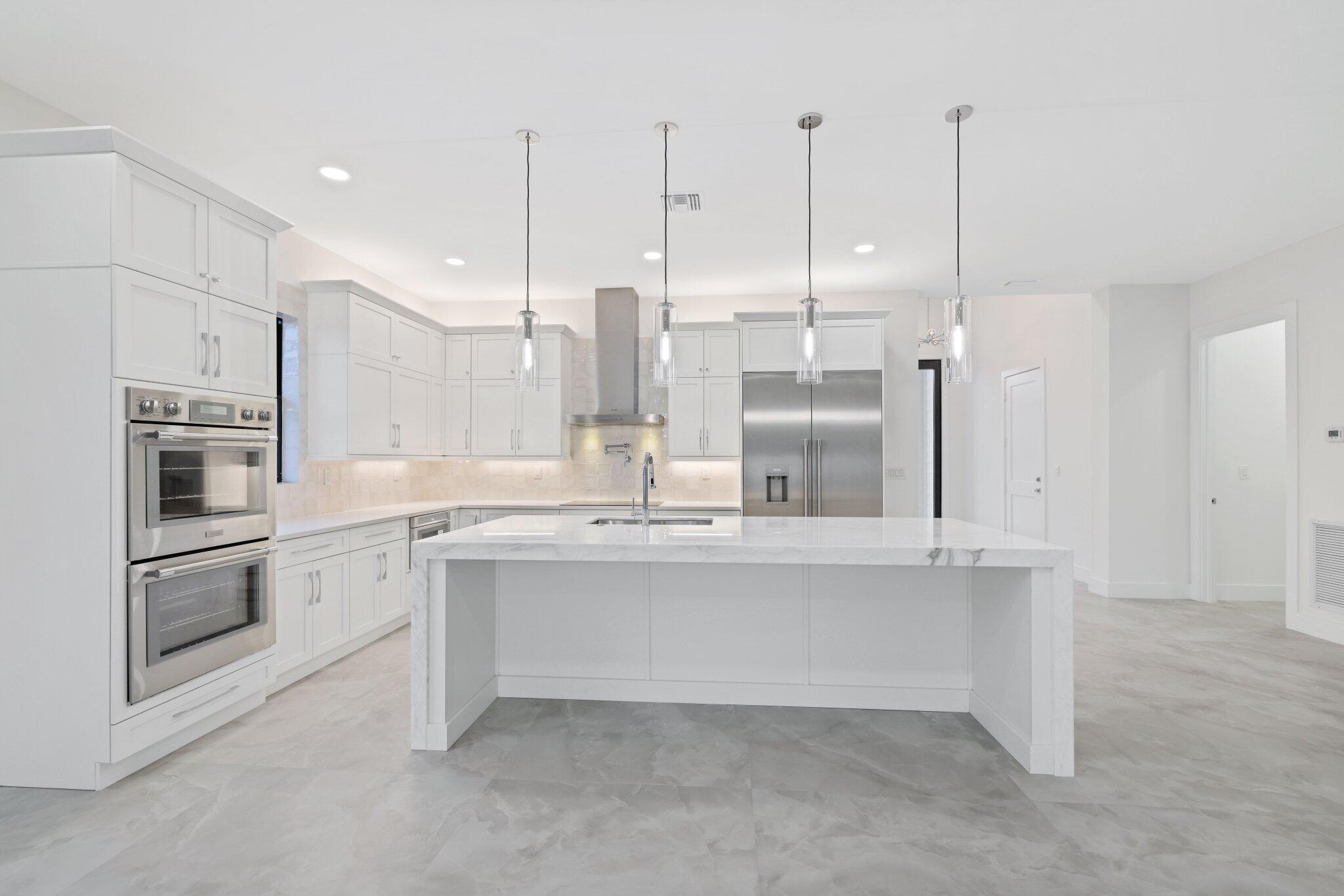 PALM BEACH SHORES - Residential