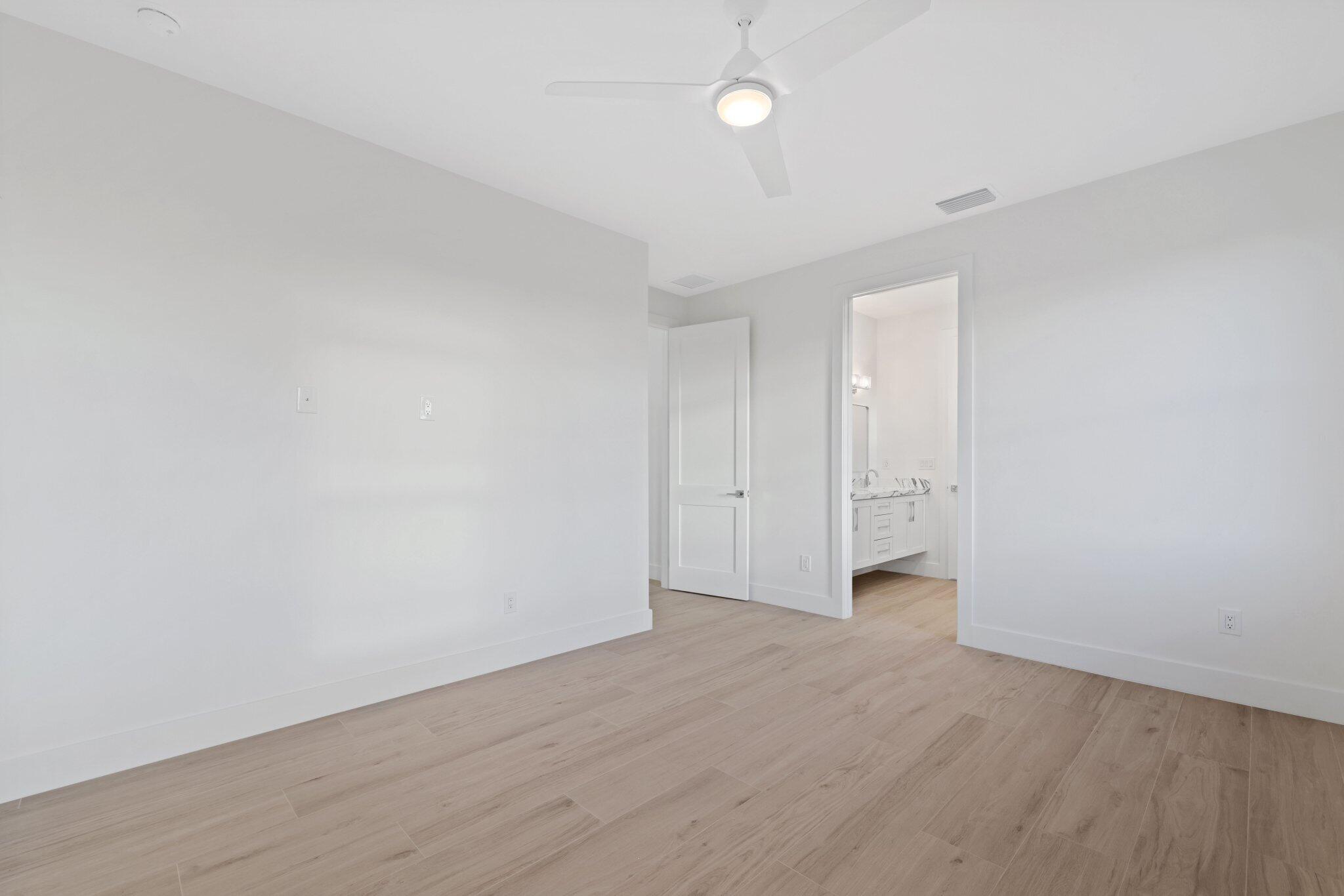 PALM BEACH SHORES - Residential