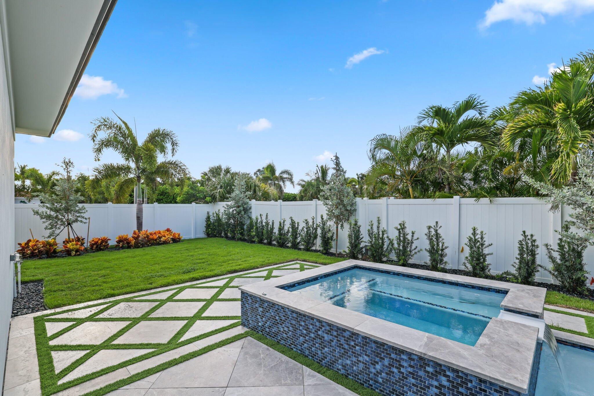 PALM BEACH SHORES - Residential