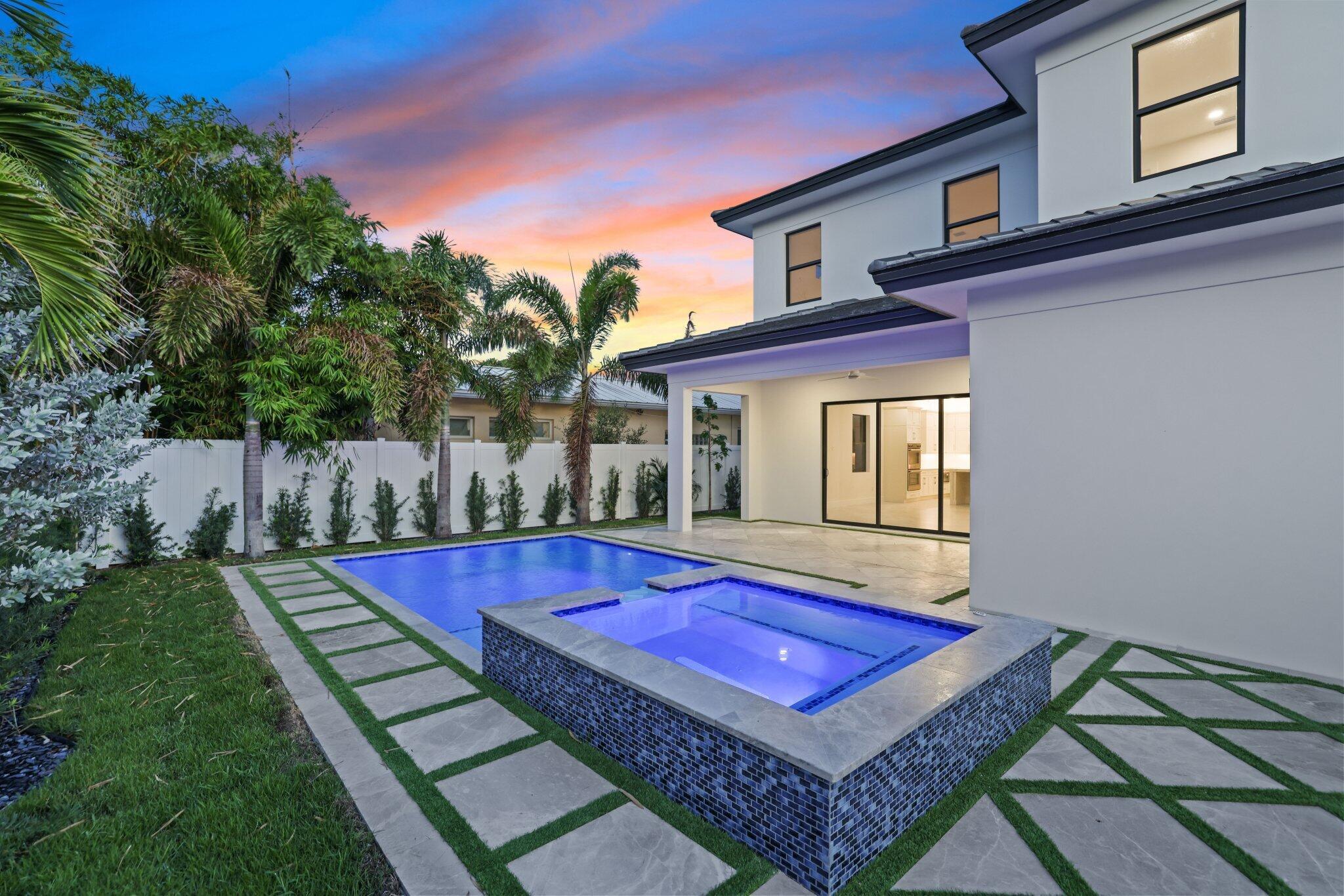 PALM BEACH SHORES - Residential