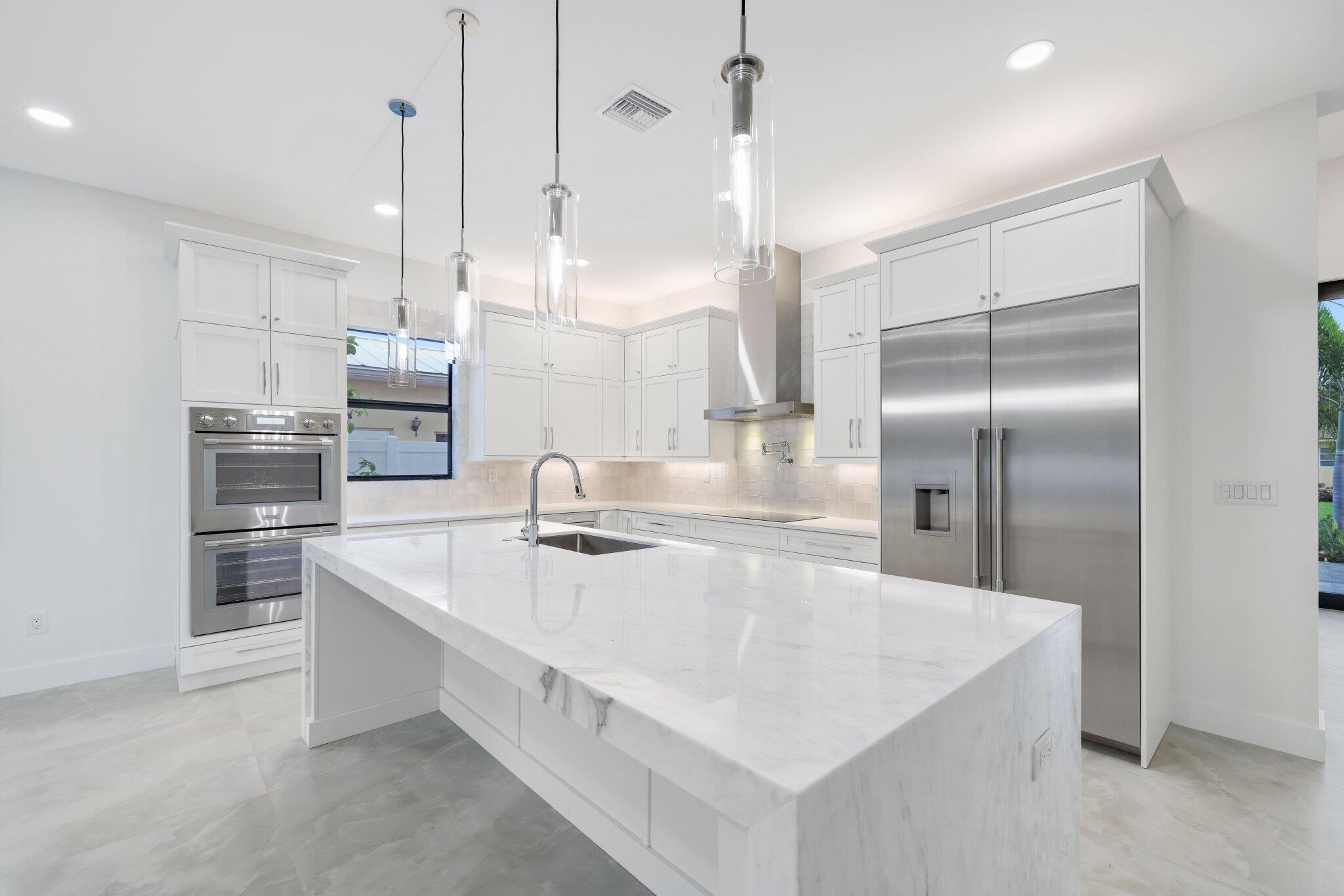 PALM BEACH SHORES - Residential