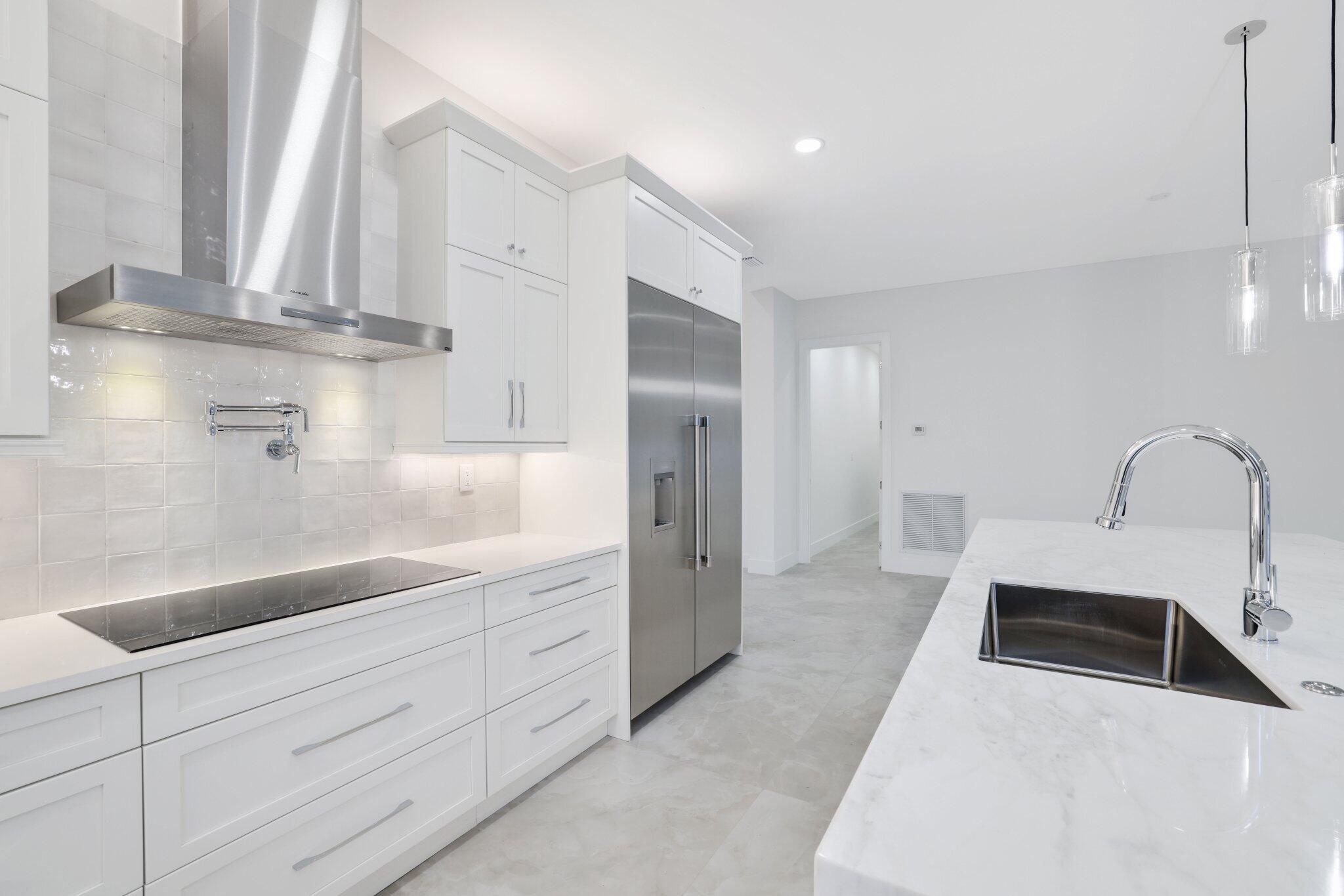 PALM BEACH SHORES - Residential