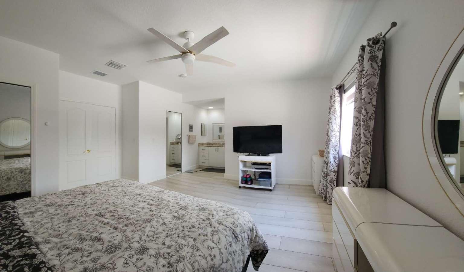 Palm Spring Estates - Residential