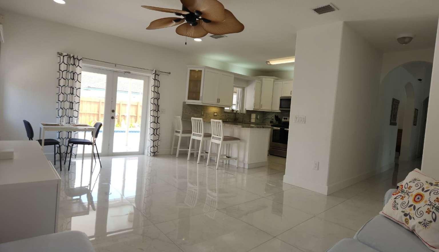 Palm Spring Estates - Residential