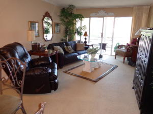 FRENCH VILLAGE - Residential Lease