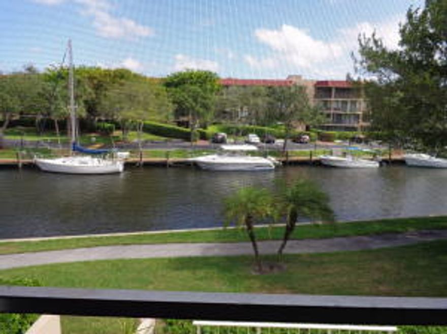 ABSOLUTELY STUNNING UNIT! BEAUTIFULLY DECORATED IN THE BEST OF TASTE. PLANTATION SHUTTERS. UPGRADED BATHROOMS WITH GRANITE COUNTERS.  UPDATED KITCHEN WITH STAINLESS APPLIANCES AND GRANITE COUNTERTOPS. INCREDIBLE WATER VIEWS.