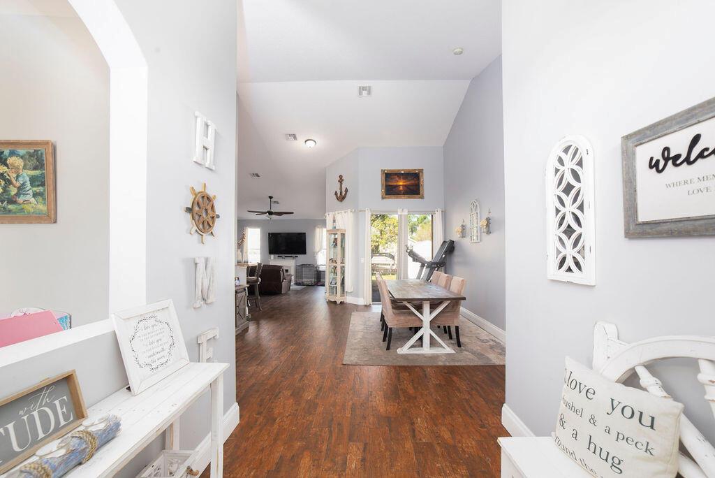 PORT ST LUCIE SECTION 16 - Residential