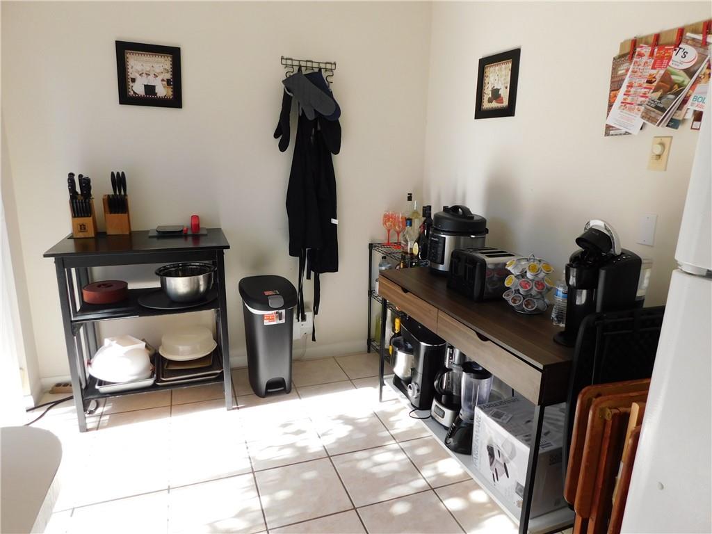 Four Palm Lakes At Pembro - Residential