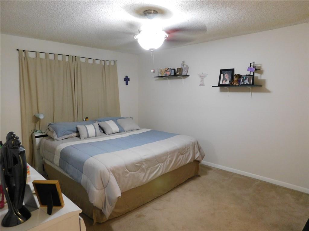 Four Palm Lakes At Pembro - Residential