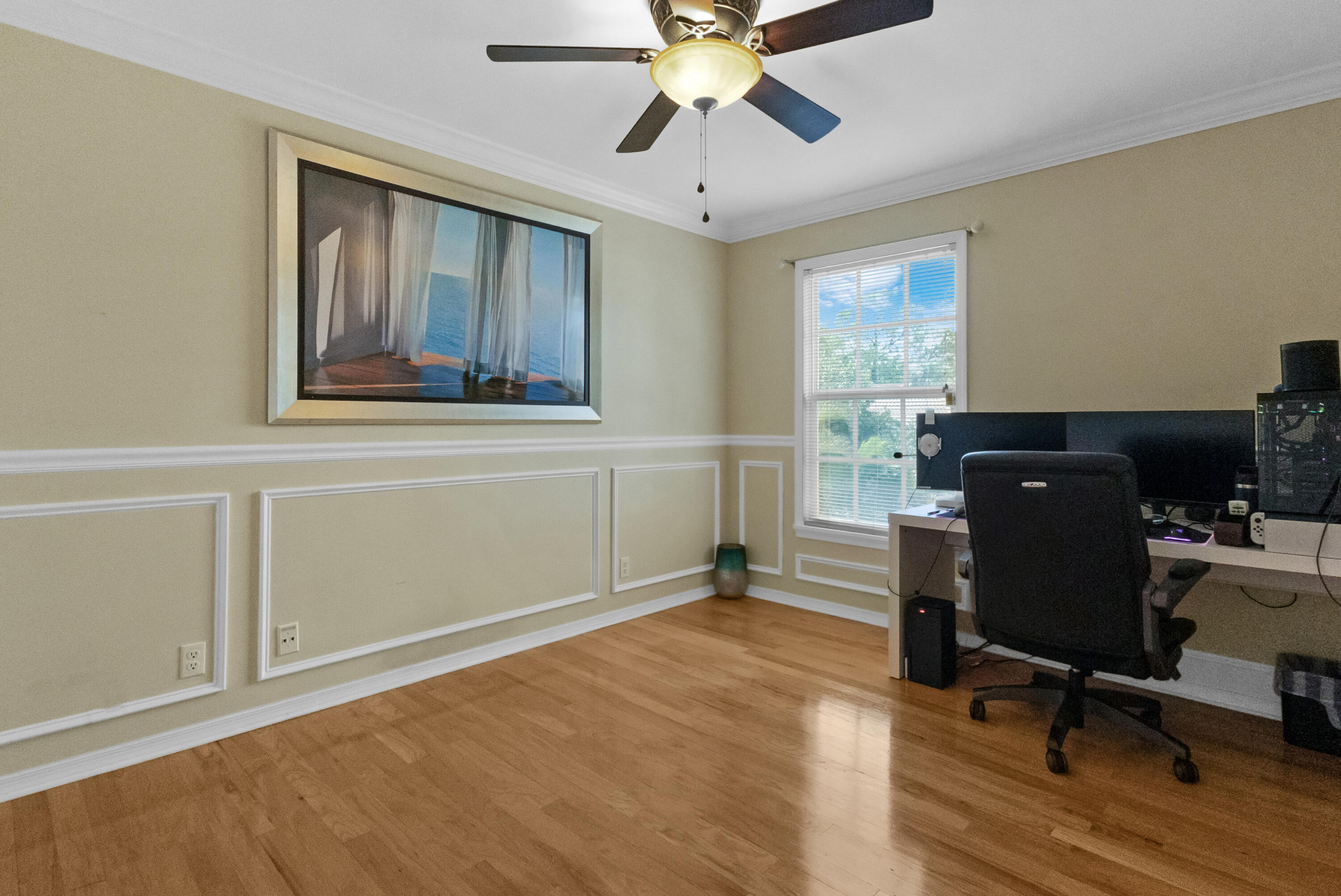 WOODSIDE ESTATES - Residential