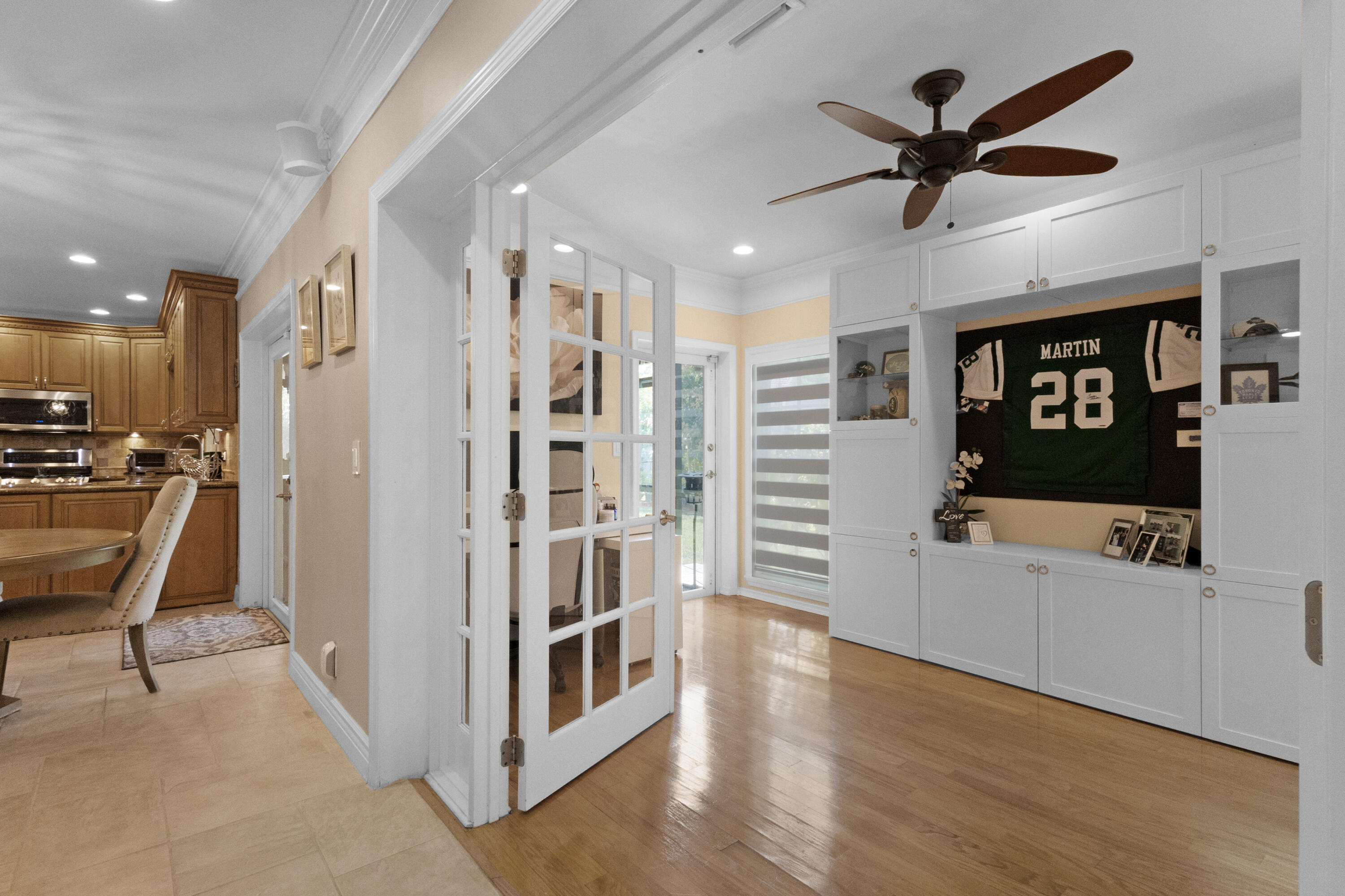 WOODSIDE ESTATES - Residential