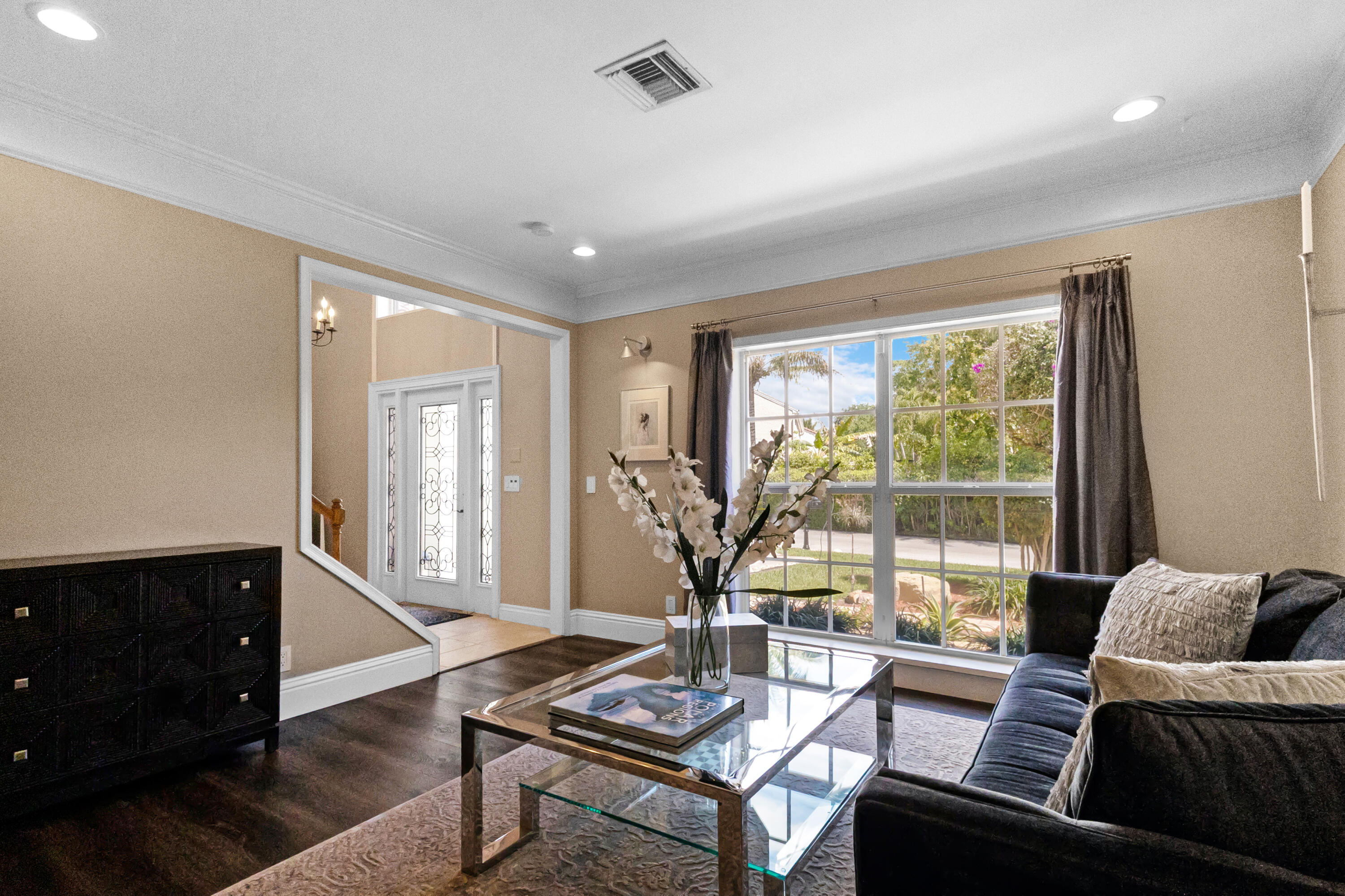 WOODSIDE ESTATES - Residential