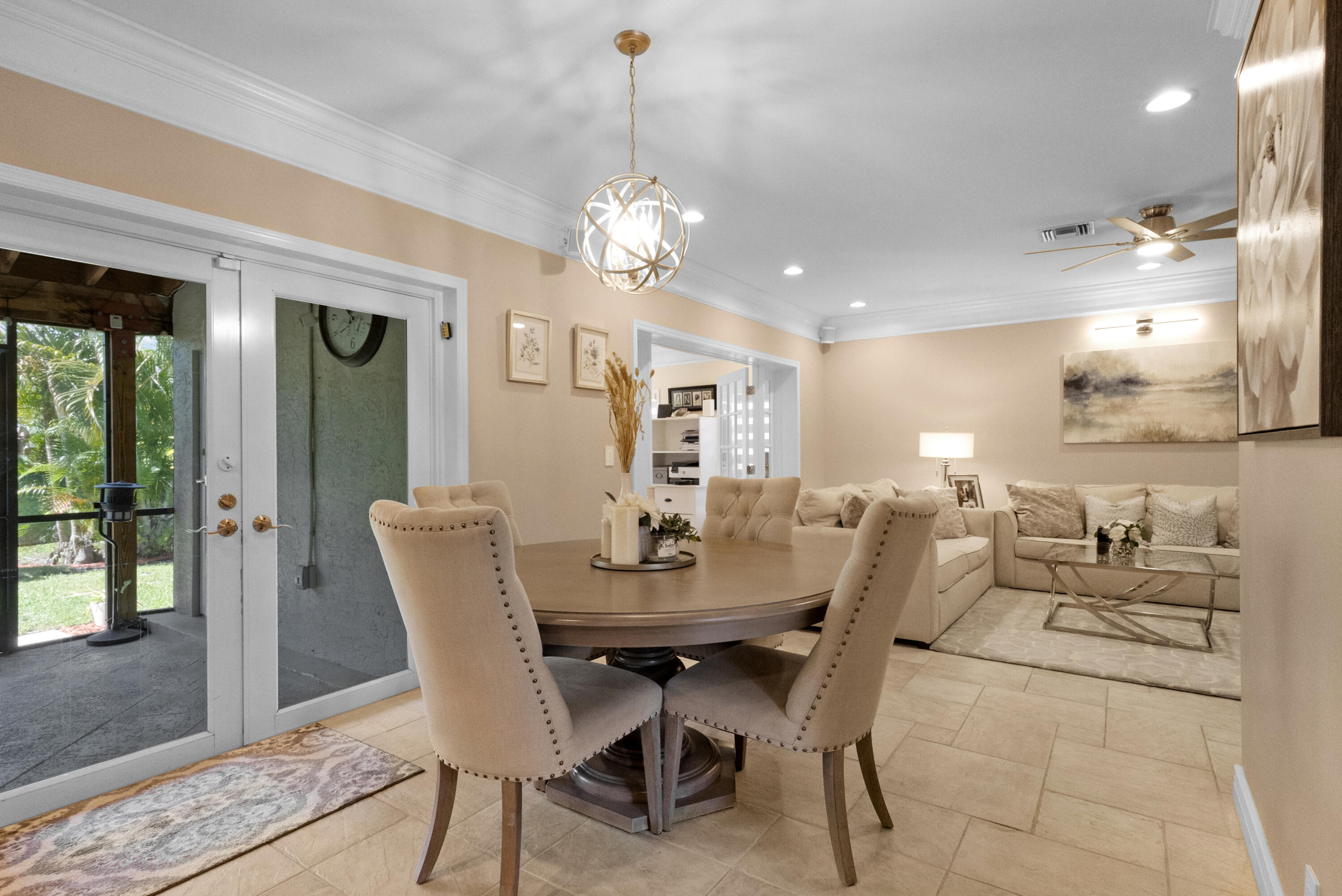 WOODSIDE ESTATES - Residential