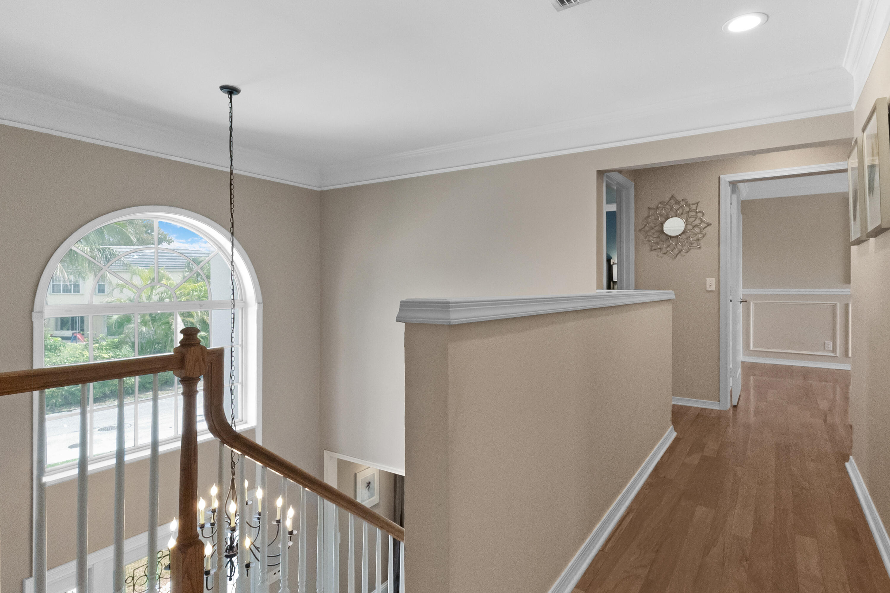 WOODSIDE ESTATES - Residential