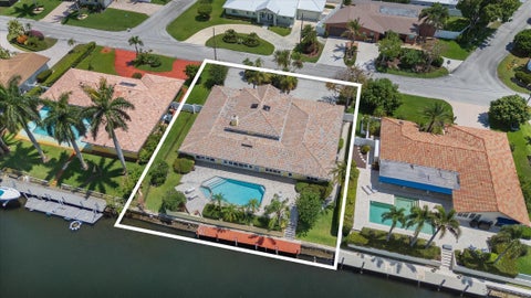 Tiny photo for 2141 NE 29th Street, Lighthouse Point, FL 33064 (MLS # B26029044)