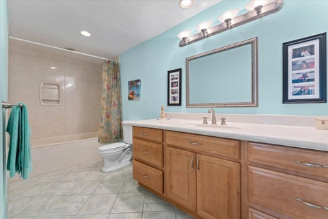 Tiny photo for 2141 NE 29th Street, Lighthouse Point, FL 33064 (MLS # B26029044)