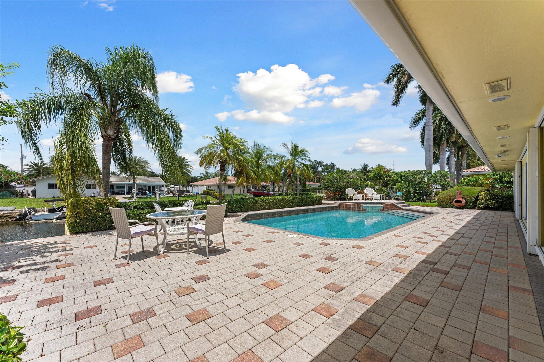 LIGHTHOUSE POINT ESTATES - Residential