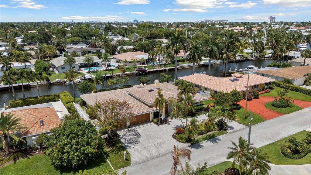 Photo of 2141 NE 29th Street, Lighthouse Point, FL 33064 (MLS # B26029044)