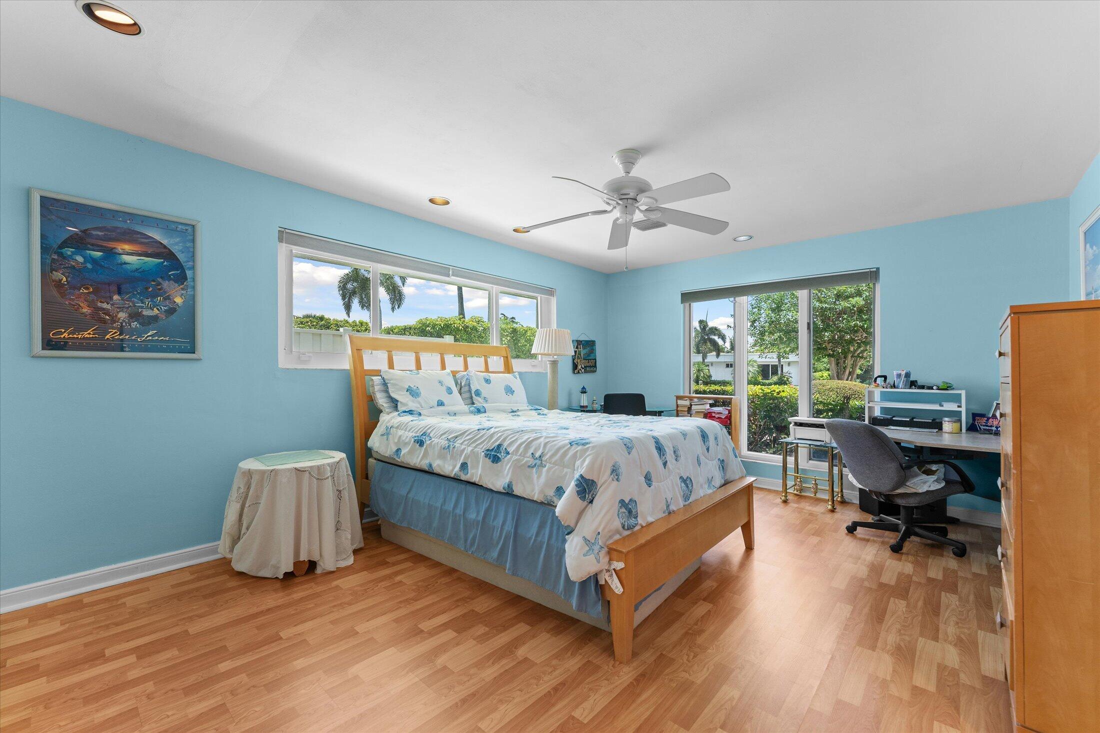 LIGHTHOUSE POINT ESTATES - Residential