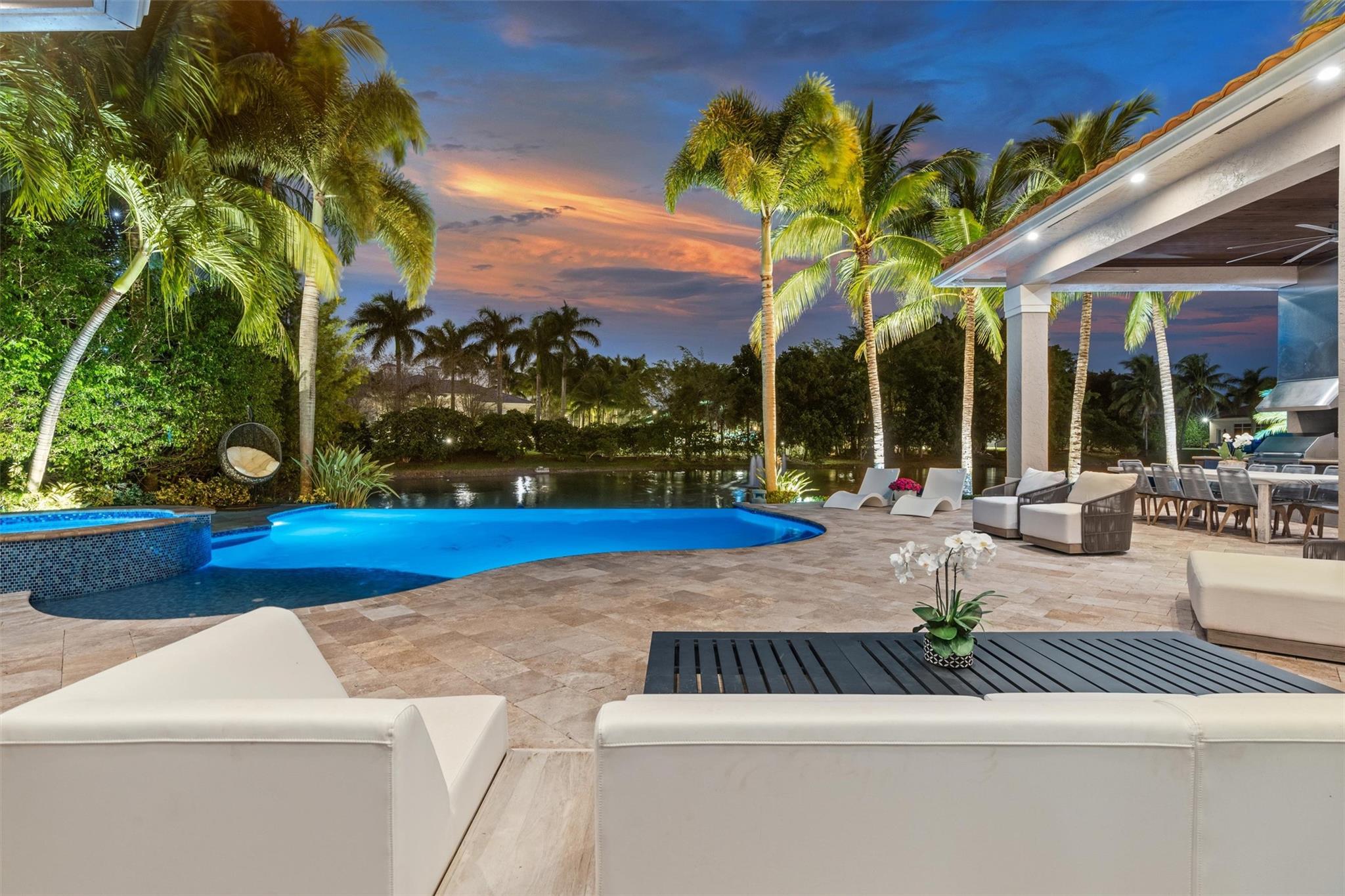 HAWKS LANDING - Residential