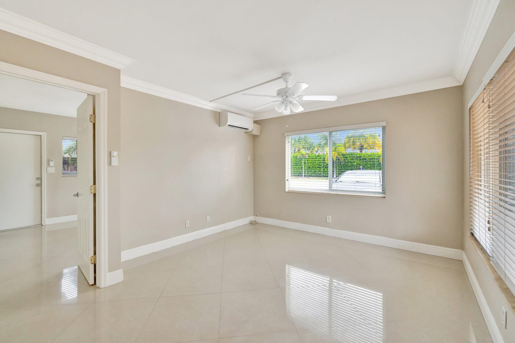 2901 Middle River Dr