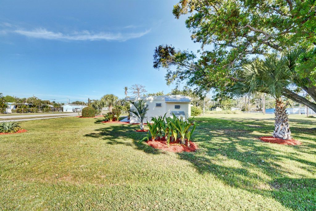 Photo of 5459 SE Jack Avenue, Stuart, FL 34997 (MLS # R11088474)