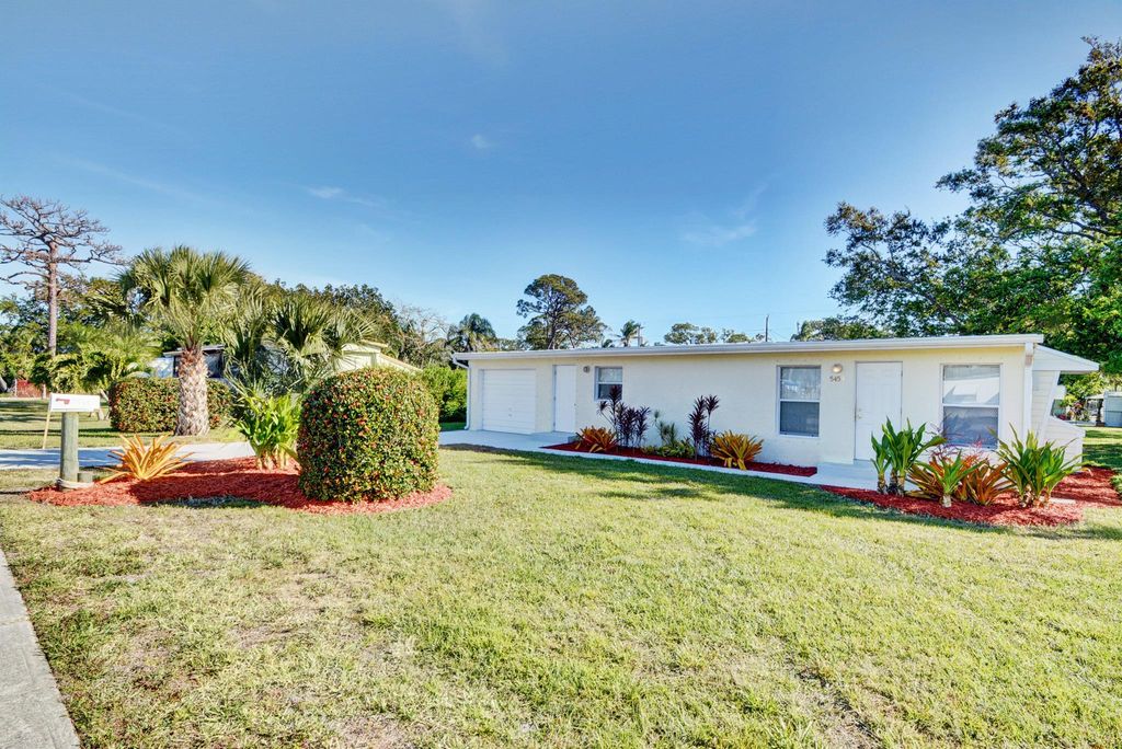 Photo of 5459 SE Jack Avenue, Stuart, FL 34997 (MLS # R11088474)