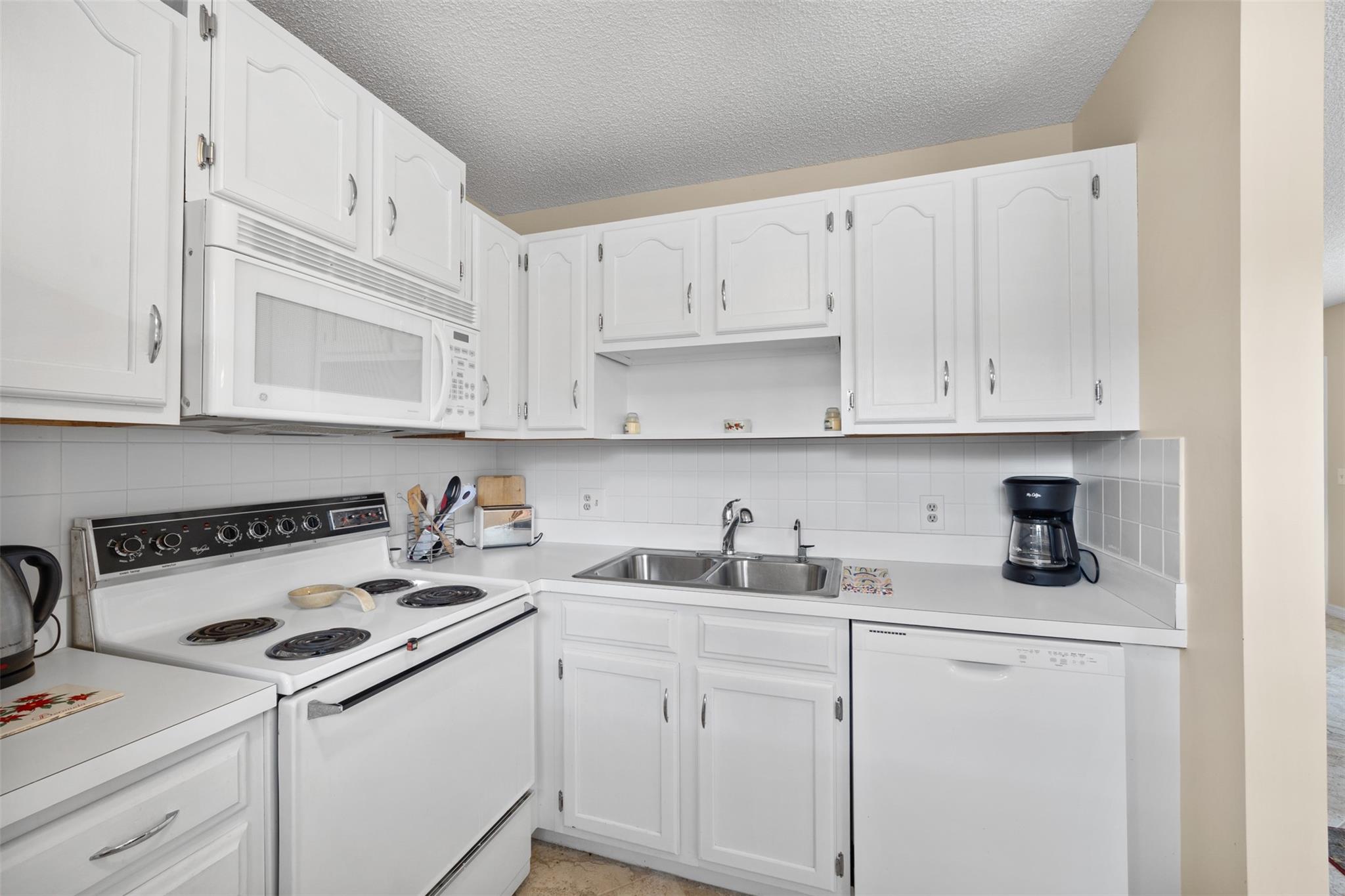 VISTA GARDENS F/K/A VISTA - Residential