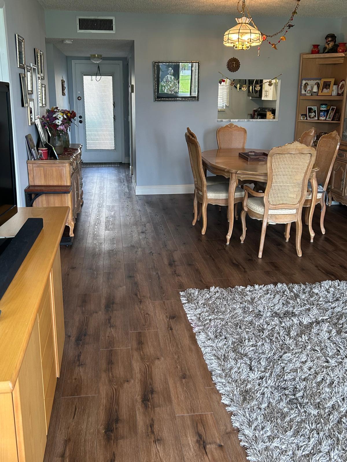 6670 Royal Palm Boulevard 112k