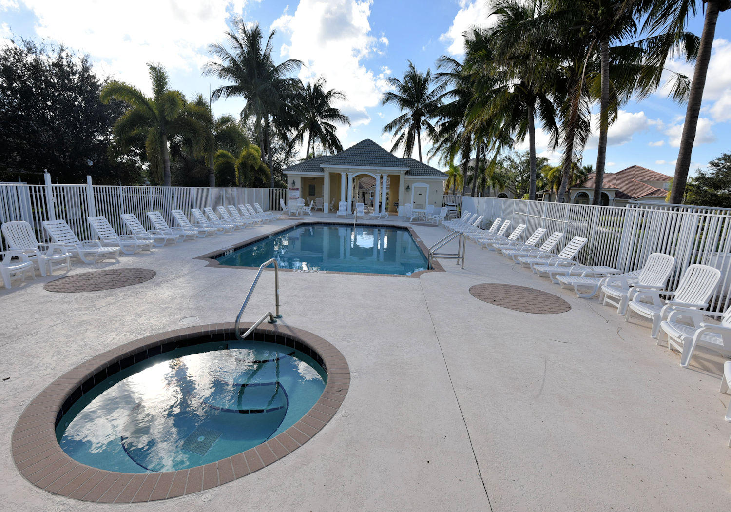 HAMILTON BAY - Residential